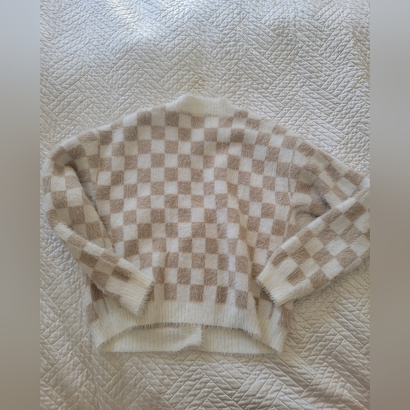 Industry Fuzzy Check Cardigan Cream Beige Soft Girl Cozy S - Picture 6 of 6